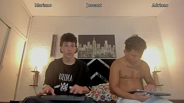 Snapshot of iammariano chatting on 11, 10, 2025 iammariano online show from 11, 10, 2025