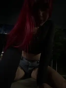 Snapshot of MeganSmith_01 chatting on 11, 4, 2026 MeganSmith 01 online show from 11, 4, 2026