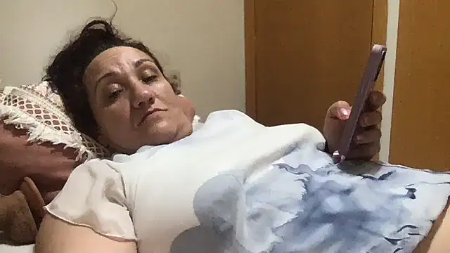 Snapshot of paula19800 chatting on 14, 10, 2025 paula19800 online show from 14, 10, 2025