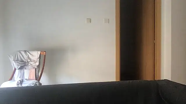 Snapshot of paula19800 chatting on 6, 11, 2025 paula19800 online show from 6, 11, 2025