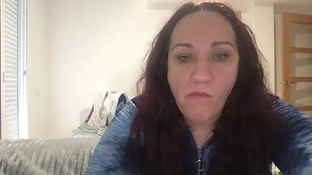 Snapshot of paula19800 chatting on 8, 11, 2025 paula19800 online show from 8, 11, 2025