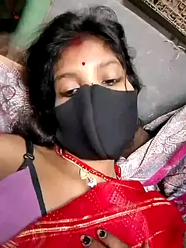 Snapshot of Cuty_kinjal chatting on 3, 10, 2025 Cuty kinjal online show from 3, 10, 2025