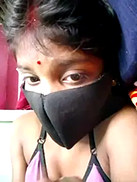 Snapshot of Cuty_kinjal chatting on 13, 10, 2025 Cuty kinjal online show from 13, 10, 2025