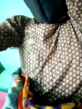 Snapshot of Cuty_kinjal chatting on 30, 10, 2025 Cuty kinjal online show from 30, 10, 2025