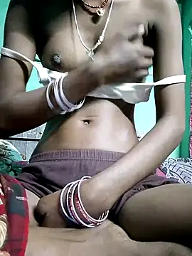 Snapshot of Cuty_kinjal chatting on 7, 11, 2025 Cuty kinjal online show from 7, 11, 2025