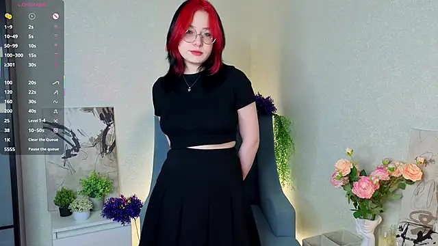 Snapshot of NyamNyamNyammm chatting on 21, 10, 2025 NyamNyamNyammm online show from 21, 10, 2025