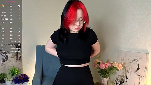 Snapshot of NyamNyamNyammm chatting on 22, 10, 2025 NyamNyamNyammm online show from 22, 10, 2025