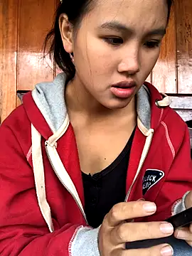 Snapshot of Mai_lovely chatting on 29, 10, 2025 Mai lovely online show from 29, 10, 2025