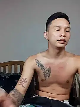 Snapshot of asianmonstercock05 chatting on 3, 10, 2025 asianmonstercock05 online show from 3, 10, 2025