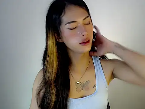 Snapshot of ashley_bombshell chatting on 5, 10, 2025 ashley bombshell online show from 5, 10, 2025