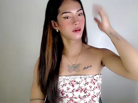 Snapshot of ashley_bombshell chatting on 7, 10, 2025 ashley bombshell online show from 7, 10, 2025