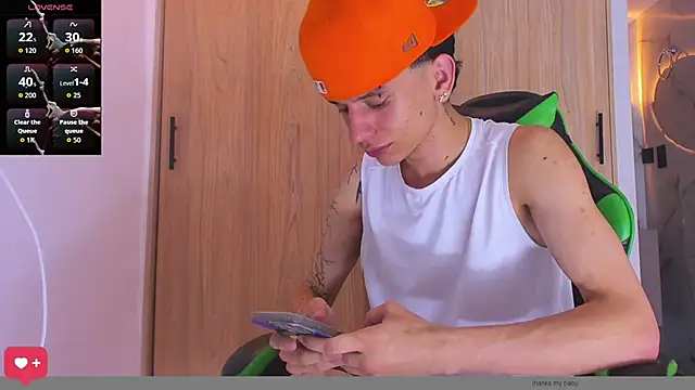 Snapshot of Skinny_batman chatting on 25, 9, 2025 Skinny batman online show from 25, 9, 2025