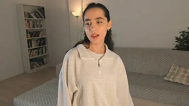 Snapshot of LoidaTatom chatting on 1, 10, 2025 LoidaTatom online show from 1, 10, 2025