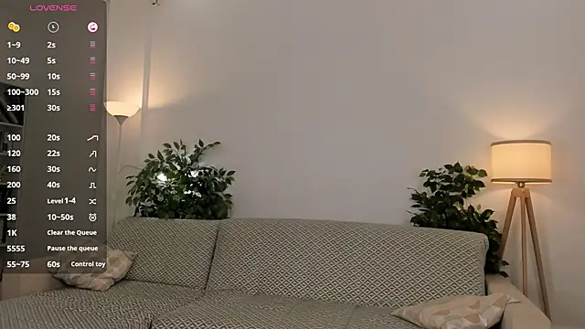 Snapshot of LoidaTatom chatting on 24, 10, 2025 LoidaTatom online show from 24, 10, 2025