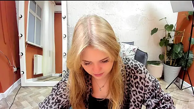 Snapshot of Melissa_199 chatting on 19, 11, 2025 Melissa 199 online show from 19, 11, 2025