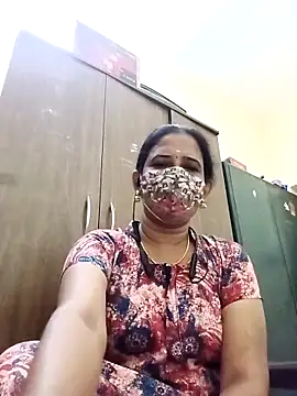 Snapshot of tamil_Boomika chatting on 6, 5, 2026 tamil Boomika online show from 6, 5, 2026