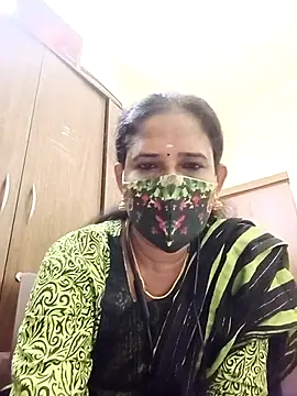 Snapshot of tamil_Boomika chatting on 9, 5, 2026 tamil Boomika online show from 9, 5, 2026