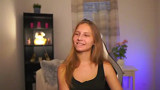 Snapshot of emmie_murray chatting on 1, 2, 2026 emmie murray online show from 1, 2, 2026