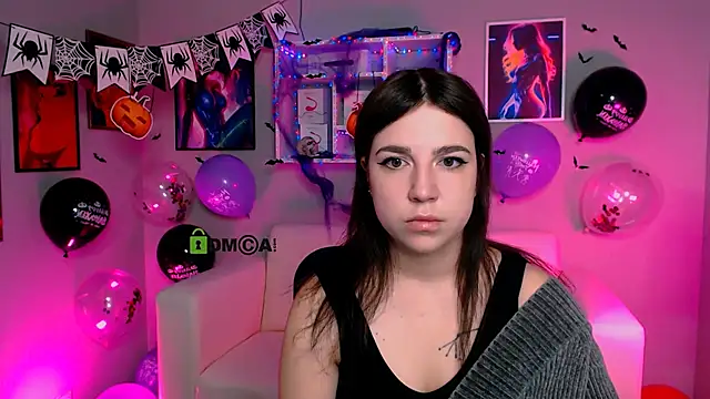 Snapshot of justcamila_ chatting on 21, 10, 2025 justcamila online show from 21, 10, 2025
