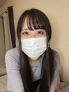 Snapshot of Yuki_konkon chatting on 8, 10, 2025 Yuki konkon online show from 8, 10, 2025