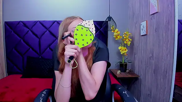 Snapshot of ChloeCampbell03 chatting on 9, 10, 2025 ChloeCampbell03 online show from 9, 10, 2025