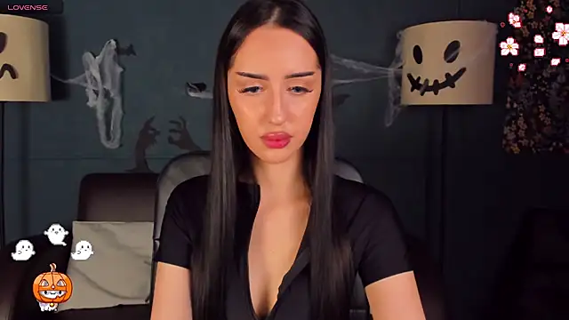 Snapshot of LisaFoxie chatting on 2, 11, 2025 LisaFoxie online show from 2, 11, 2025