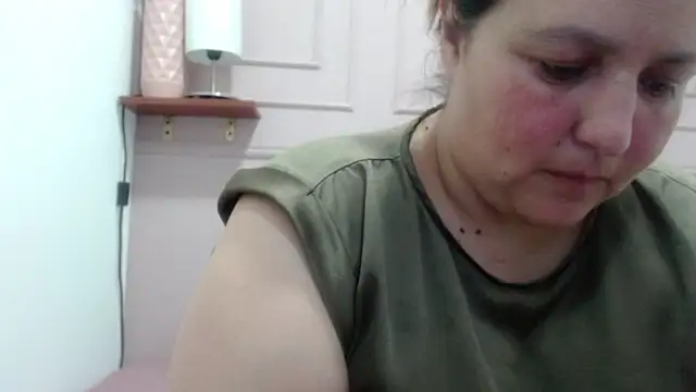 Snapshot of SweetRouse__ chatting on 7, 10, 2025 SweetRouse online show from 7, 10, 2025