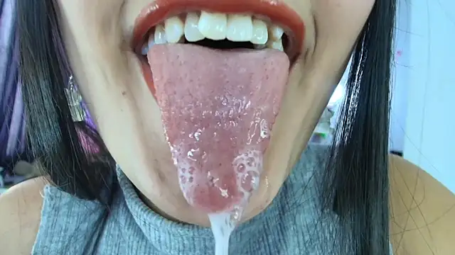 Hinata 21  online show from 5, 2, 2026