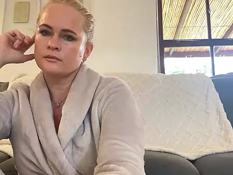 Sweet-TessaXX online show from 1, 10, 2025