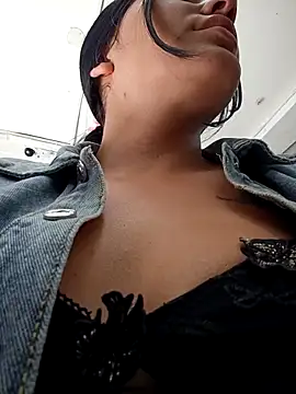 Snapshot of __Antonella chatting on 3, 11, 2025 Antonella online show from 3, 11, 2025