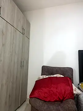 Snapshot of britanny-stone chatting on 27, 9, 2025 britanny-stone online show from 27, 9, 2025