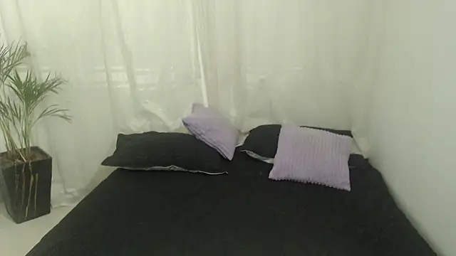 Snapshot of power_love_lemon chatting on 30, 9, 2025 power love lemon online show from 30, 9, 2025