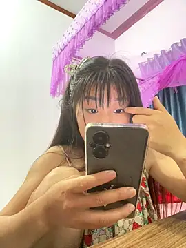 Snapshot of Lie_liee chatting on 1, 10, 2025 Lie liee online show from 1, 10, 2025