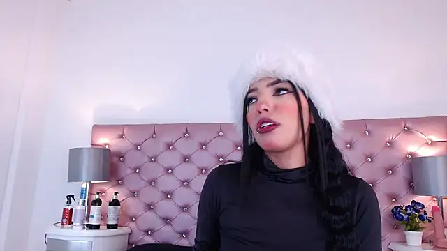 Snapshot of Liv20_ chatting on 9, 10, 2025 Liv20 online show from 9, 10, 2025