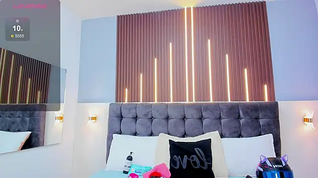 Snapshot of Nathaly__Rosse chatting on 6, 11, 2025 Nathaly Rosse online show from 6, 11, 2025