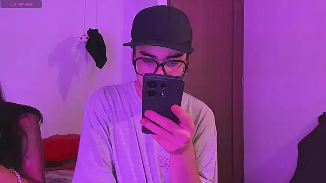 Snapshot of Dirty_Pleasure69 chatting on 5, 11, 2025 Dirty Pleasure69 online show from 5, 11, 2025