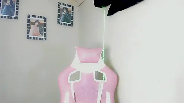 Sophia Velarie online show from 1, 10, 2025