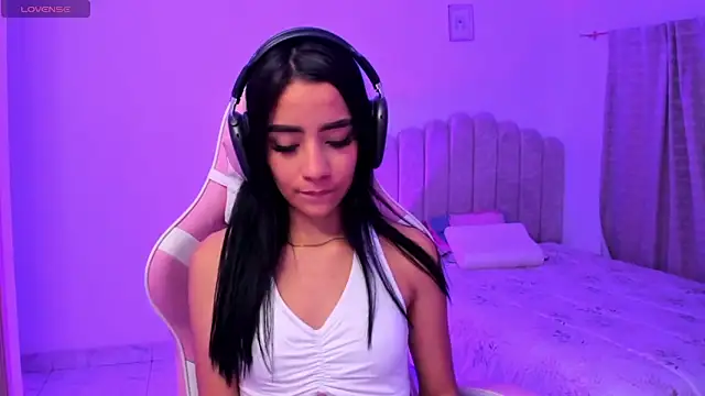 Snapshot of ISABELFORYOU1 chatting on 29, 10, 2025 ISABELFORYOU1 online show from 29, 10, 2025