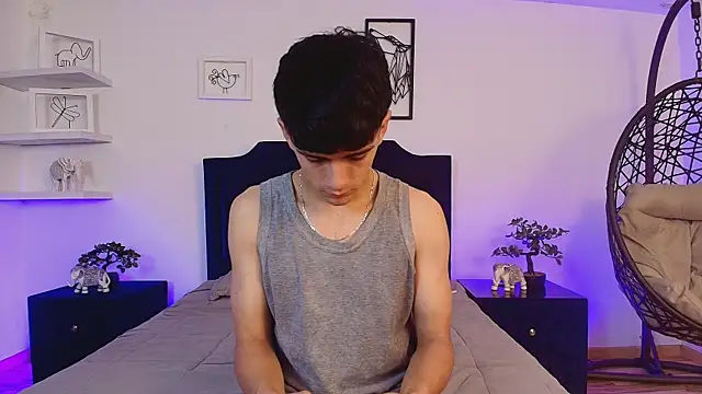 Snapshot of Axel_Draven chatting on 23, 10, 2025 Axel Draven online show from 23, 10, 2025