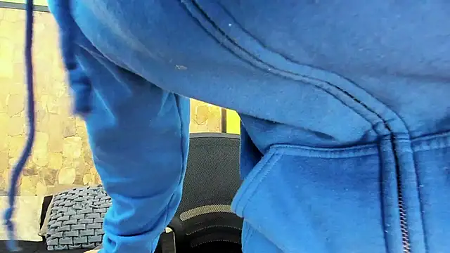 Snapshot of Axel_Draven chatting on 31, 10, 2025 Axel Draven online show from 31, 10, 2025