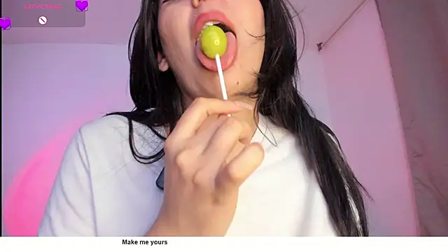 Snapshot of tellmemaddie chatting on 23, 2, 2026 tellmemaddie online show from 23, 2, 2026