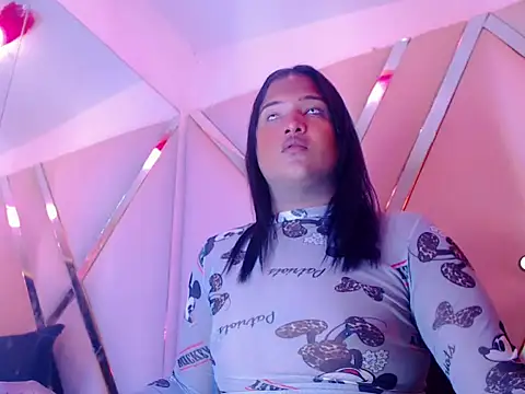 Snapshot of AuroraRoss chatting on 16, 10, 2025 AuroraRoss online show from 16, 10, 2025