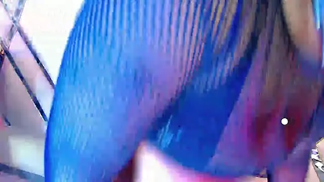 Snapshot of AuroraRoss chatting on 28, 10, 2025 AuroraRoss online show from 28, 10, 2025