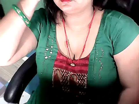 Snapshot of BABITA_KUMARII chatting on 28, 9, 2025 BABITA KUMARII online show from 28, 9, 2025