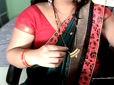 Snapshot of BABITA_KUMARII chatting on 14, 11, 2025 BABITA KUMARII online show from 14, 11, 2025