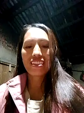 Snapshot of Sera_sexy01 chatting on 24, 9, 2025 Sera sexy01 online show from 24, 9, 2025