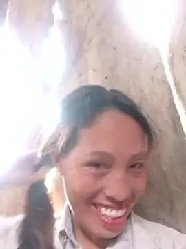 Snapshot of Sera_sexy01 chatting on 7, 10, 2025 Sera sexy01 online show from 7, 10, 2025