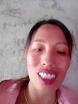 Snapshot of Sera_sexy01 chatting on 15, 10, 2025 Sera sexy01 online show from 15, 10, 2025