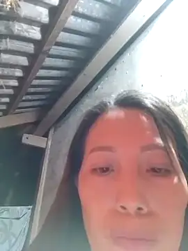 Snapshot of Sera_sexy01 chatting on 18, 10, 2025 Sera sexy01 online show from 18, 10, 2025