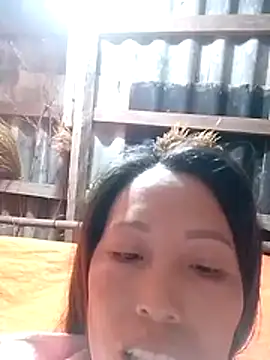 Snapshot of Sera_sexy01 chatting on 24, 10, 2025 Sera sexy01 online show from 24, 10, 2025